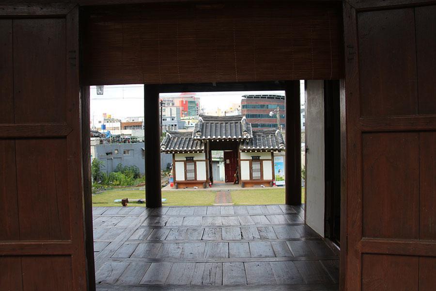 Former Guamseowon Hanok Guesthouse Daegu Esterno foto