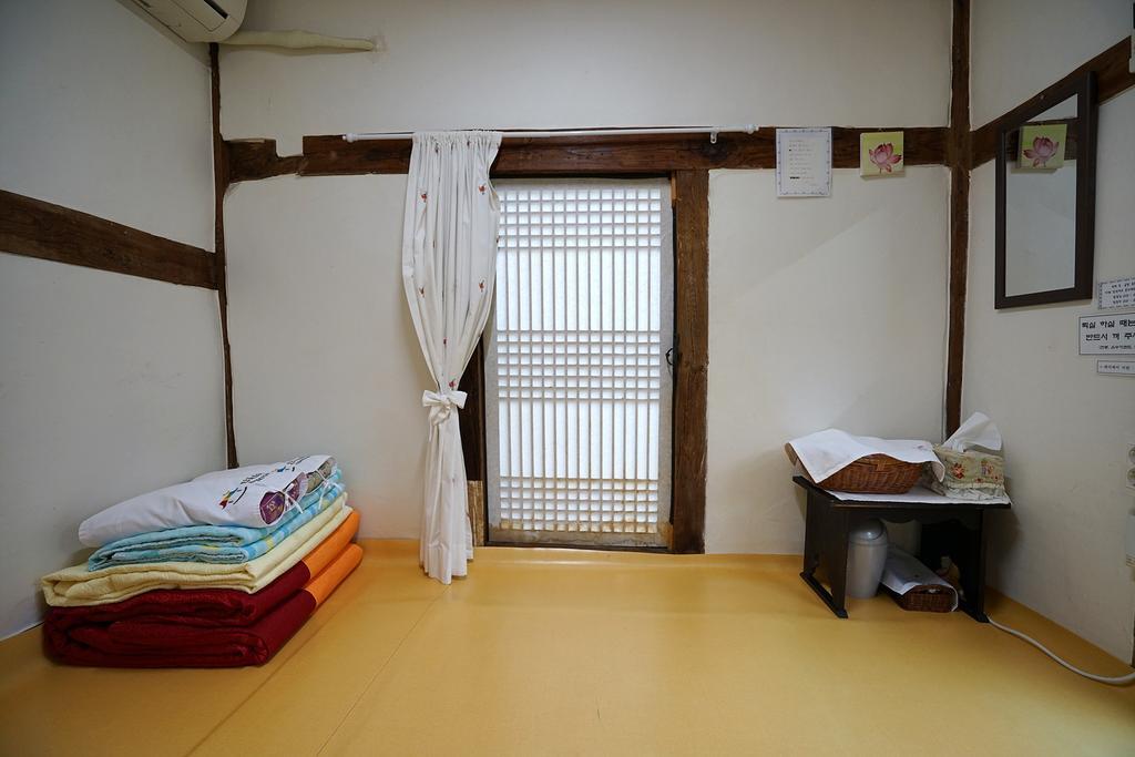 Former Guamseowon Hanok Guesthouse Daegu Esterno foto