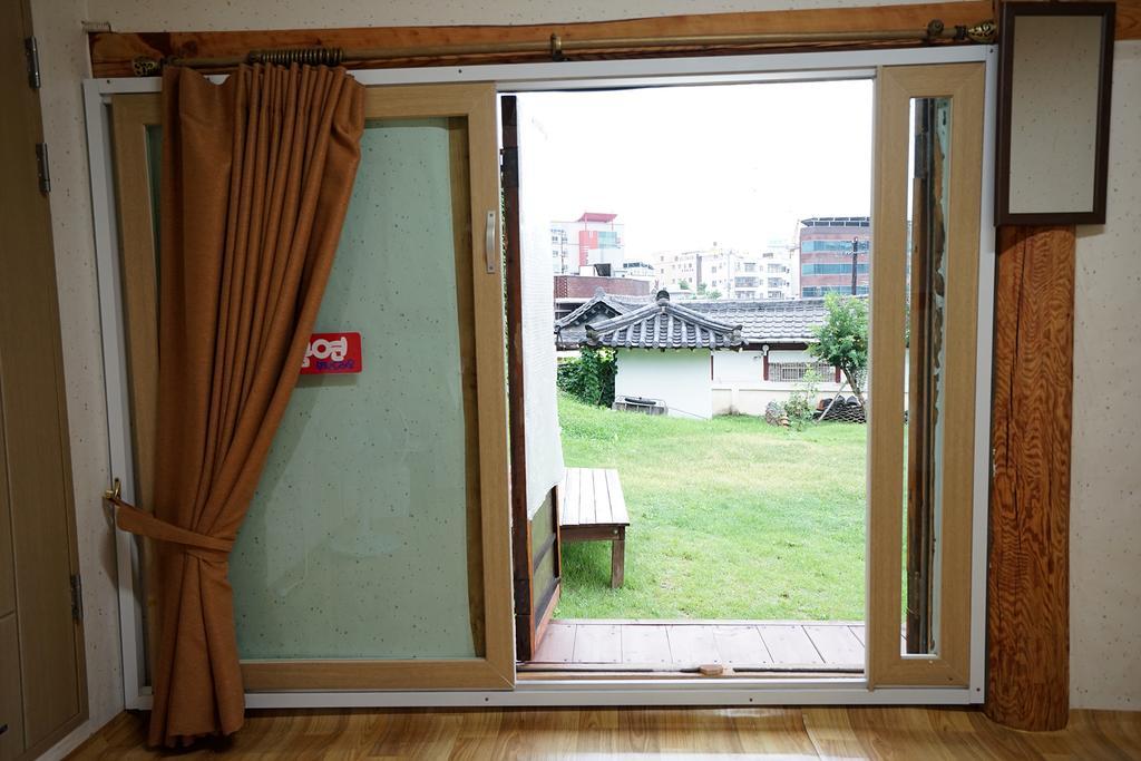 Former Guamseowon Hanok Guesthouse Daegu Esterno foto